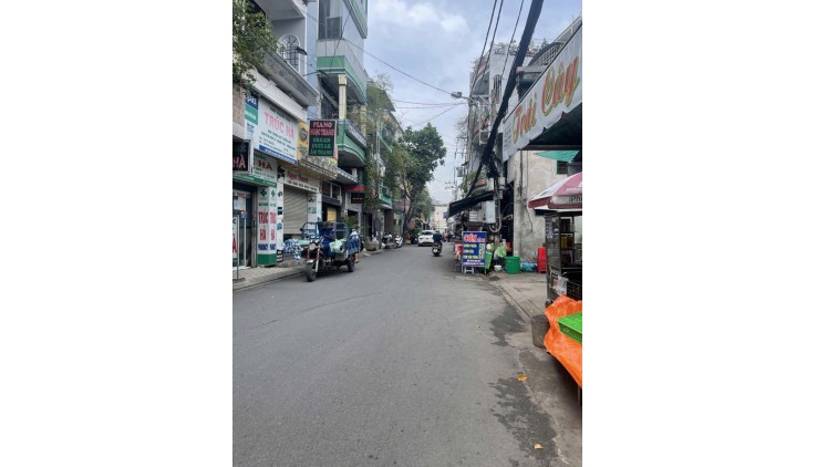 Ngộp khu Thiên Phước - giáp Q11 - 4 tầng  - view HXH gần 40 m2